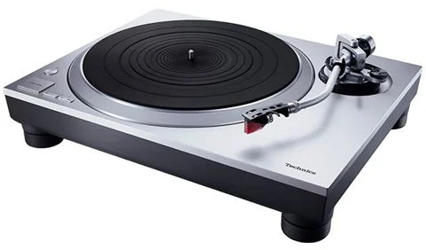 TECHNICS Проигрыватель пластинок SL-1500CEE-S СЕРЕБРО