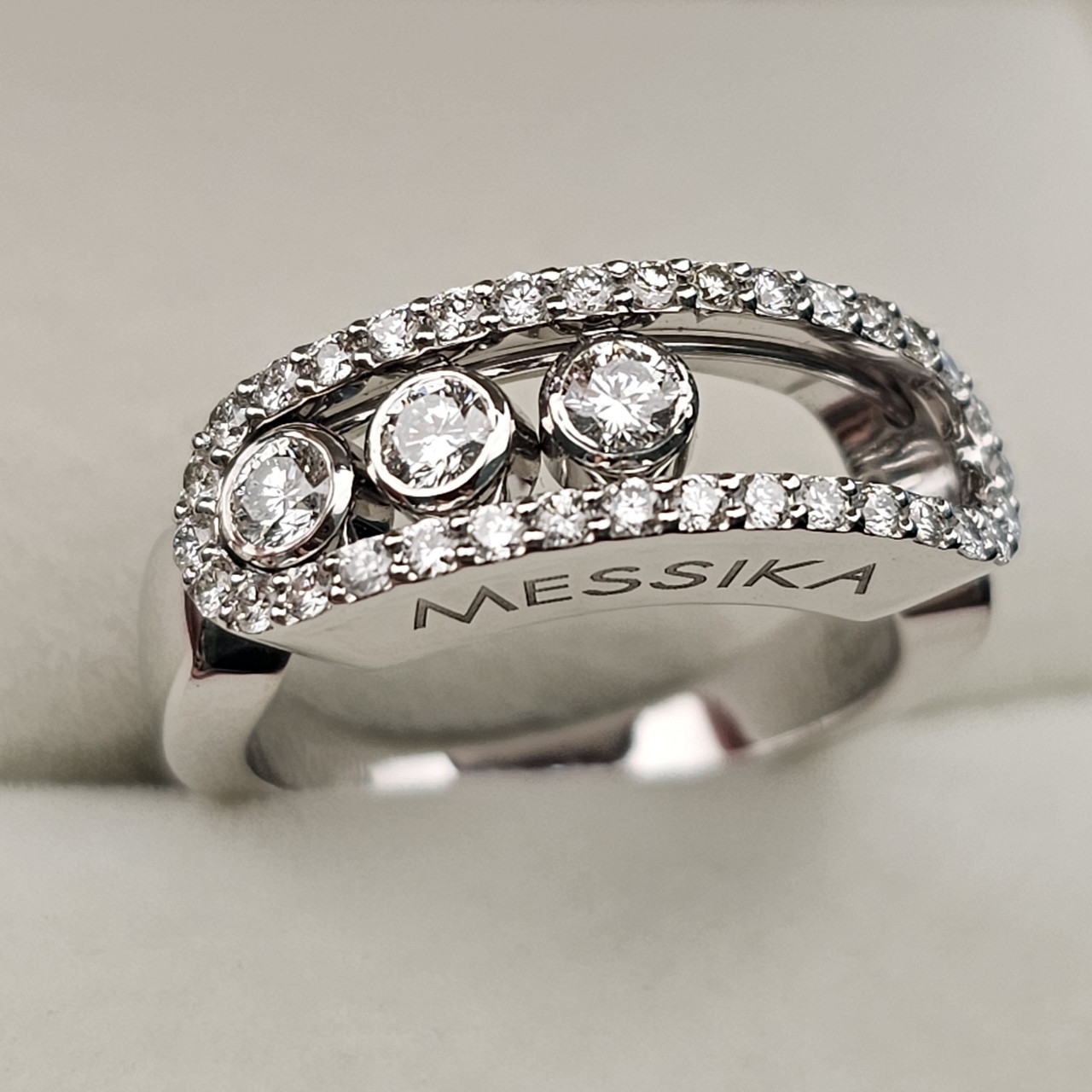 Золотое кольцо с бриллиантами 0.63Сt VS2/H, EX-Cut, 17 размер