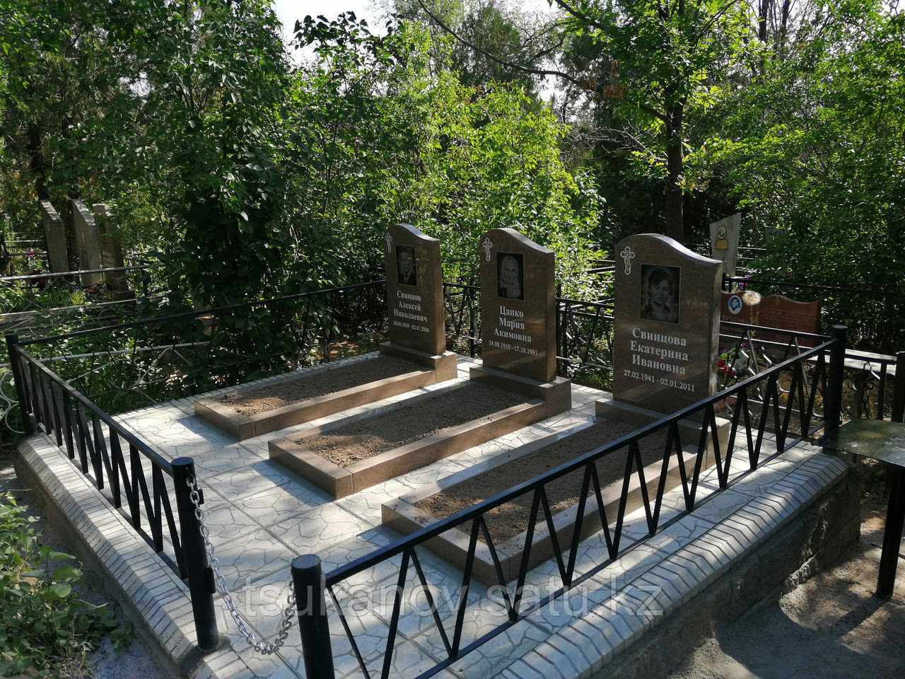 Памятники на могилу - фото 1 - id-p109776017