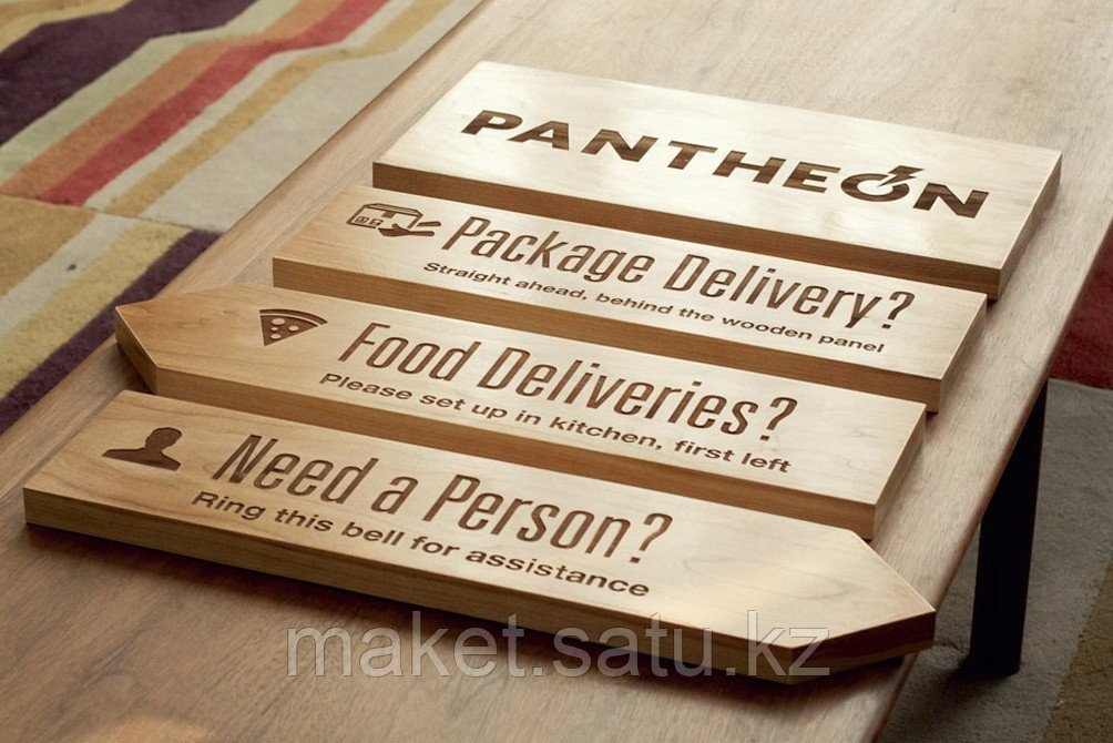 Таблички с гравировкой на пластике. Шильд с лазерной гравировкой. Таблички лазерная гравировка. Табличка с лазерной гравировкой. Металлическая табличка с гравировкой.