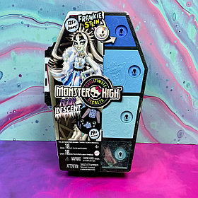 Оригинальная кукла Monster High Skulltimate Secrets Fearidescent Series Frankie Stein