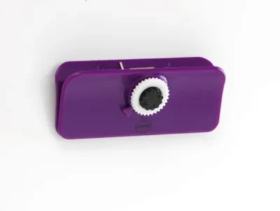 Клипса Mastrad средняя с датером и на магните, фиолетовая F90505