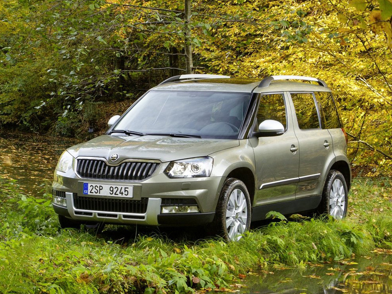 Авточехлы, чехлы на сиденья Skoda Yeti 2009-2019 Автопилот (ромб/классика)