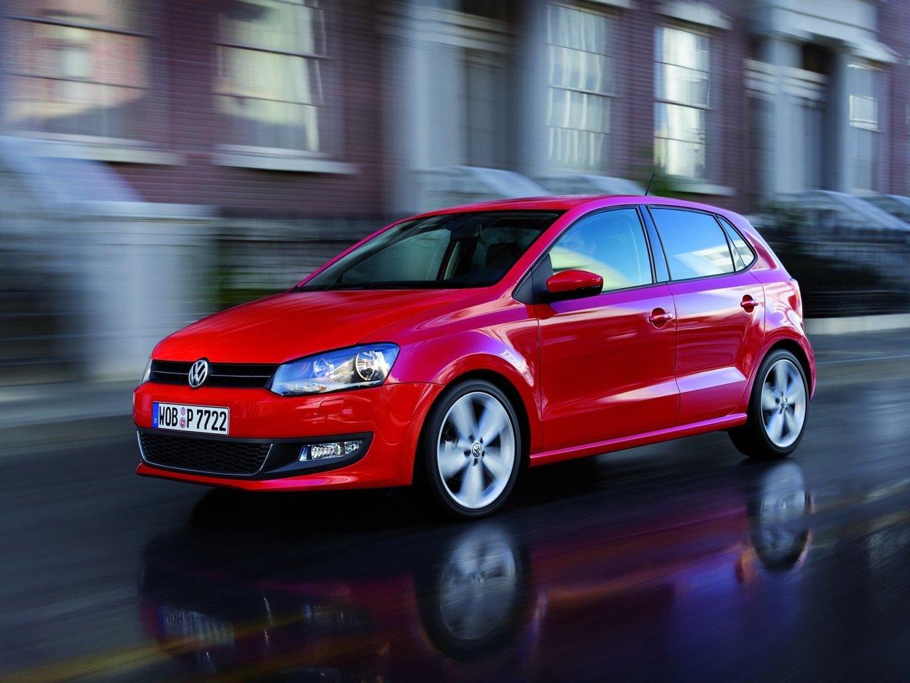 Авточехлы, чехлы на сиденья Volkswagen Polo хэтчбек 2009-2020 Автопилот (ромб/классика)