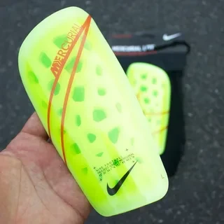 Щитки для футбола, Nike