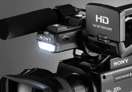 Профессиональная видеокамера Sony HXR-MC2500 - фото 1 - id-p14194601
