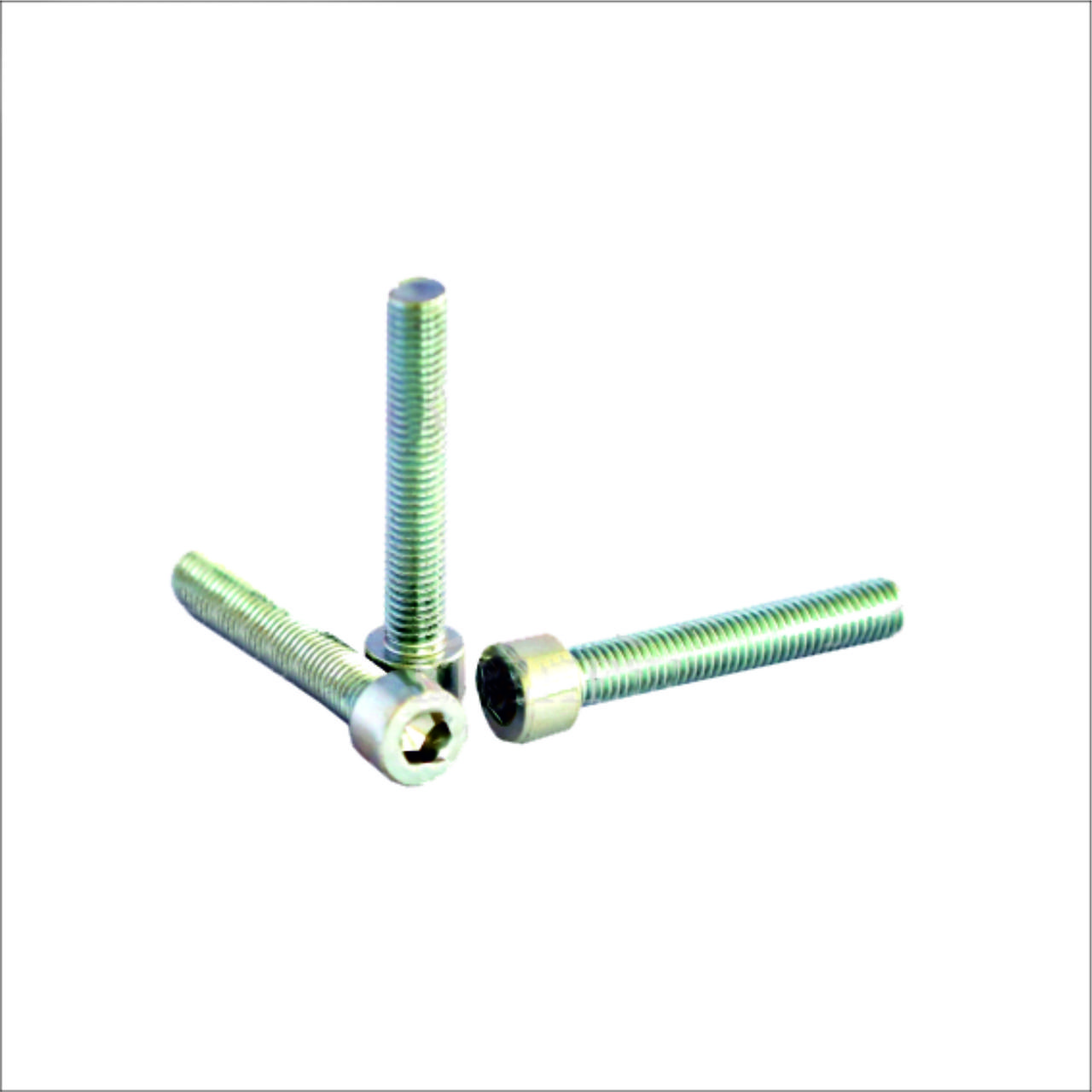 Винт с внутренним шестигранником DIN 912 М 8*80 кл.п.10,9