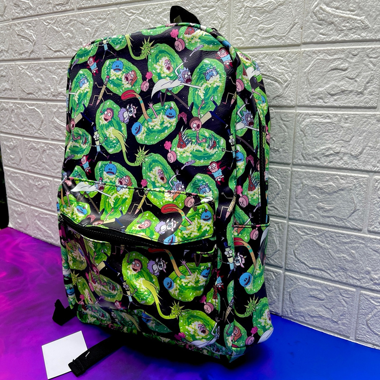 Виниловый рюкзак Рик и Морти (второй вид) - фото 2 - id-p110084899
