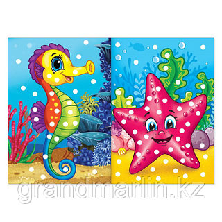 Үлкен сиськи бар қара лесбиянкалар Үйде екі әйелмен жыныстық қатынас