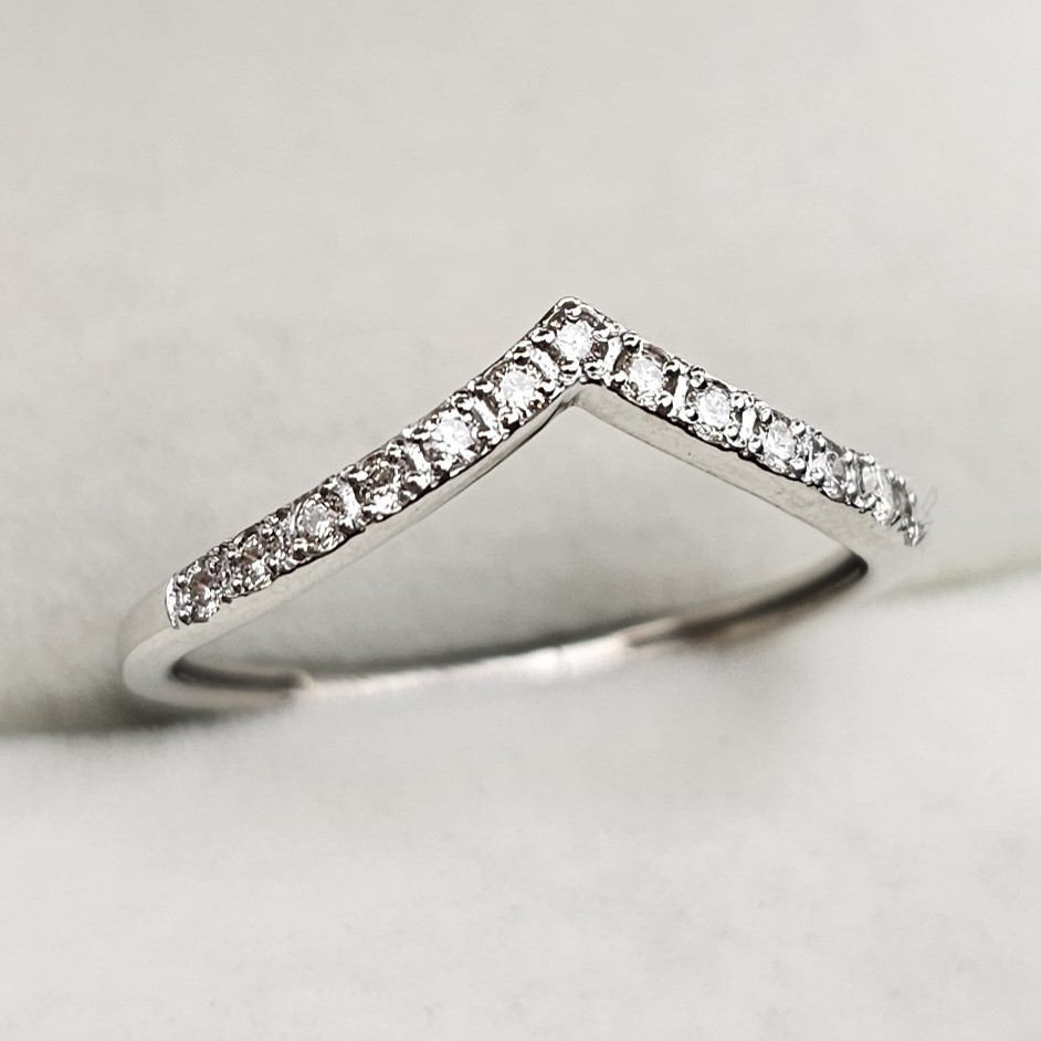 Золотое кольцо с бриллиантами 0.09Ct VS2/I, р-16.5 VG-Cut