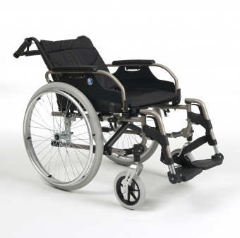 Кресло-коляска инвалидное V300 ( компл 30 )