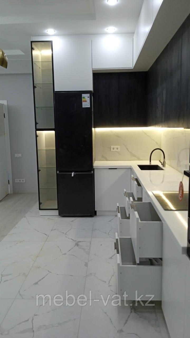 Кухонный гарнитур черно-белый - фото 3 - id-p110317437