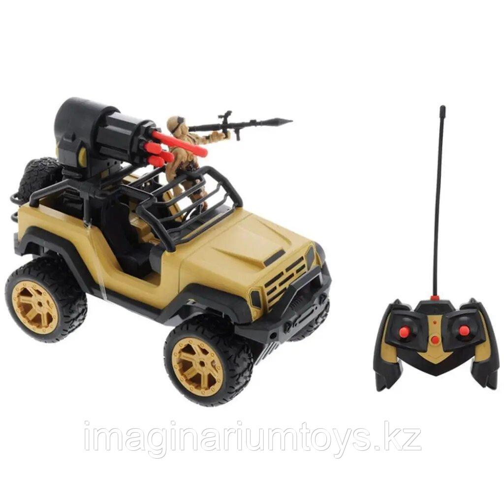 Машинка джип военный на Р/У с солдатиками, стреляет снарядами Wincars