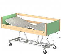 Кровать медицинская функциональная трёхсекционная КМФТ144-«МСК», с регулировкой высоты на гидроприводе,
