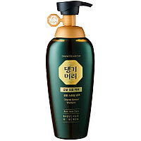 DAENG GI MEO RI Oriental Special Shampoo Қайызғаққа қарсы шаш түсуіне қарсы сусабын 500 мл