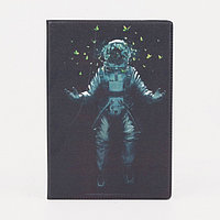 Обложка для паспорта, космонавт с бабочками