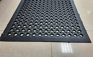 Резиновый коврик мягкий