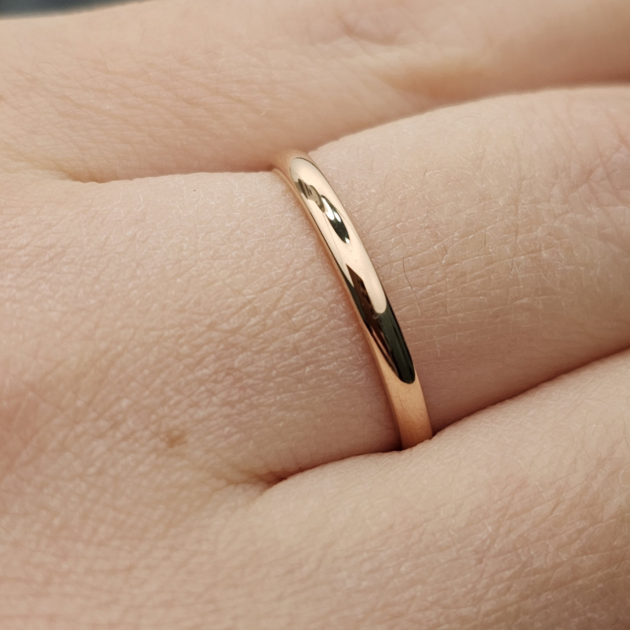 Обручальное кольцо 1,36 гр, 22,5 размер/2 мм, Красное золото 585 проба - фото 9 - id-p110477786