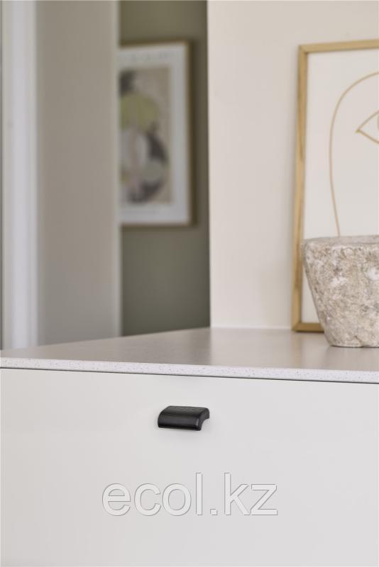 Ручка кнопка GLOVE Wood FSC 100% Black oak CC32mm L55mm W24,1mm H26,