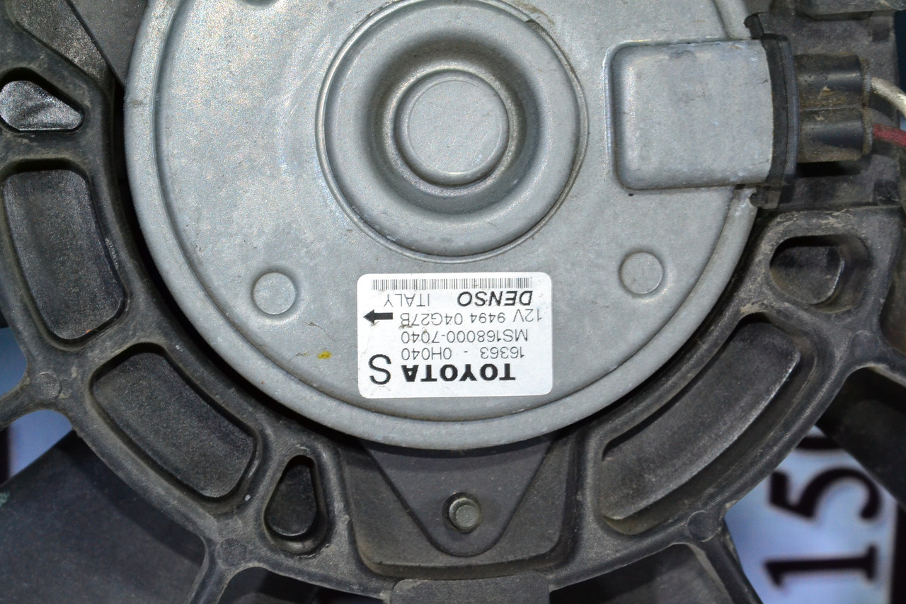 Диффузор радиатора на Toyota Avensis T250 - фото 3 - id-p110491547
