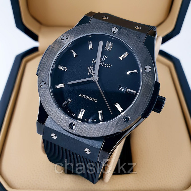 Мужские наручные часы HUBLOT Classic Fusion (12990)