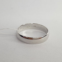 Кольцо из серебра без вставок Красная Пресня 2301442Д покрыто  родием