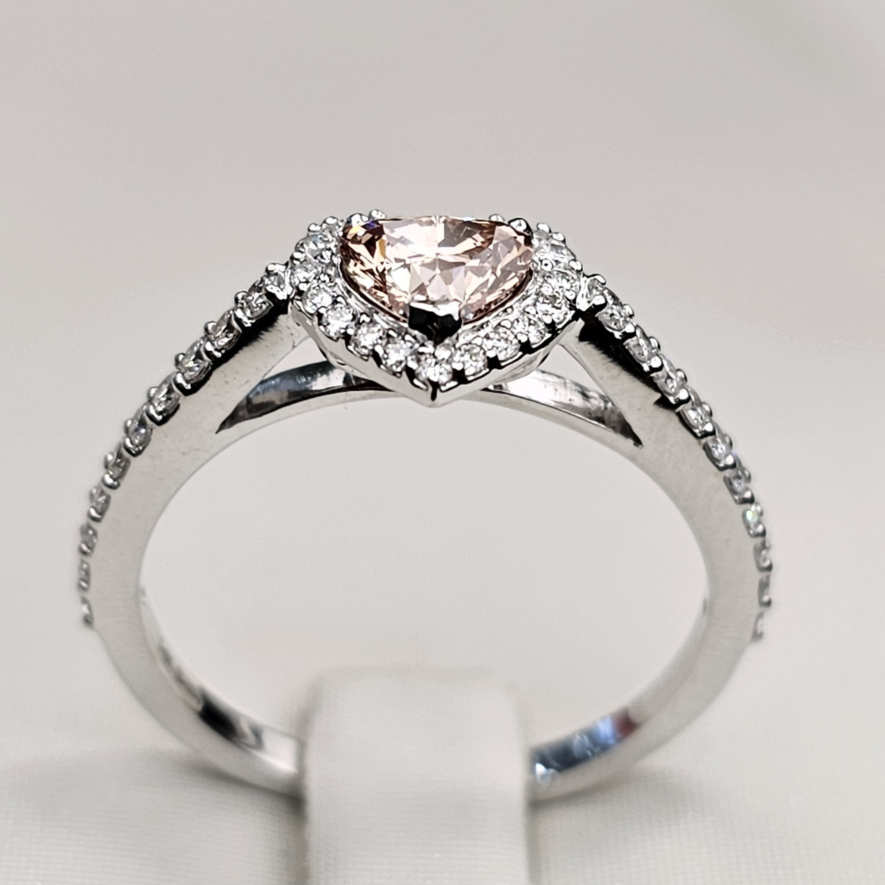 Золотое кольцо с бриллиантами 0.50Сt огранка "Сердце" SI1/Pink/ 0,40Сt VS2/H, 17.5 размер - фото 4 - id-p110528678