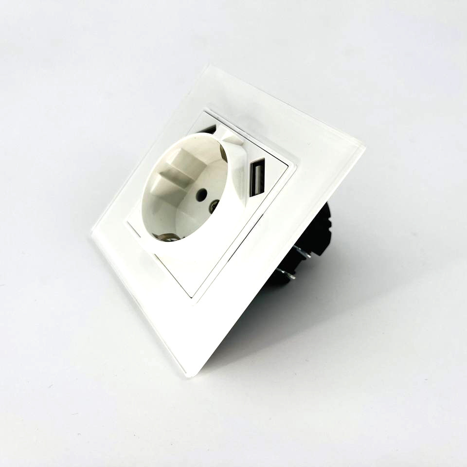 Розетка ZION 1-ая электрическая с USB, с заземлением белая (с рамкой) - фото 2 - id-p110544512