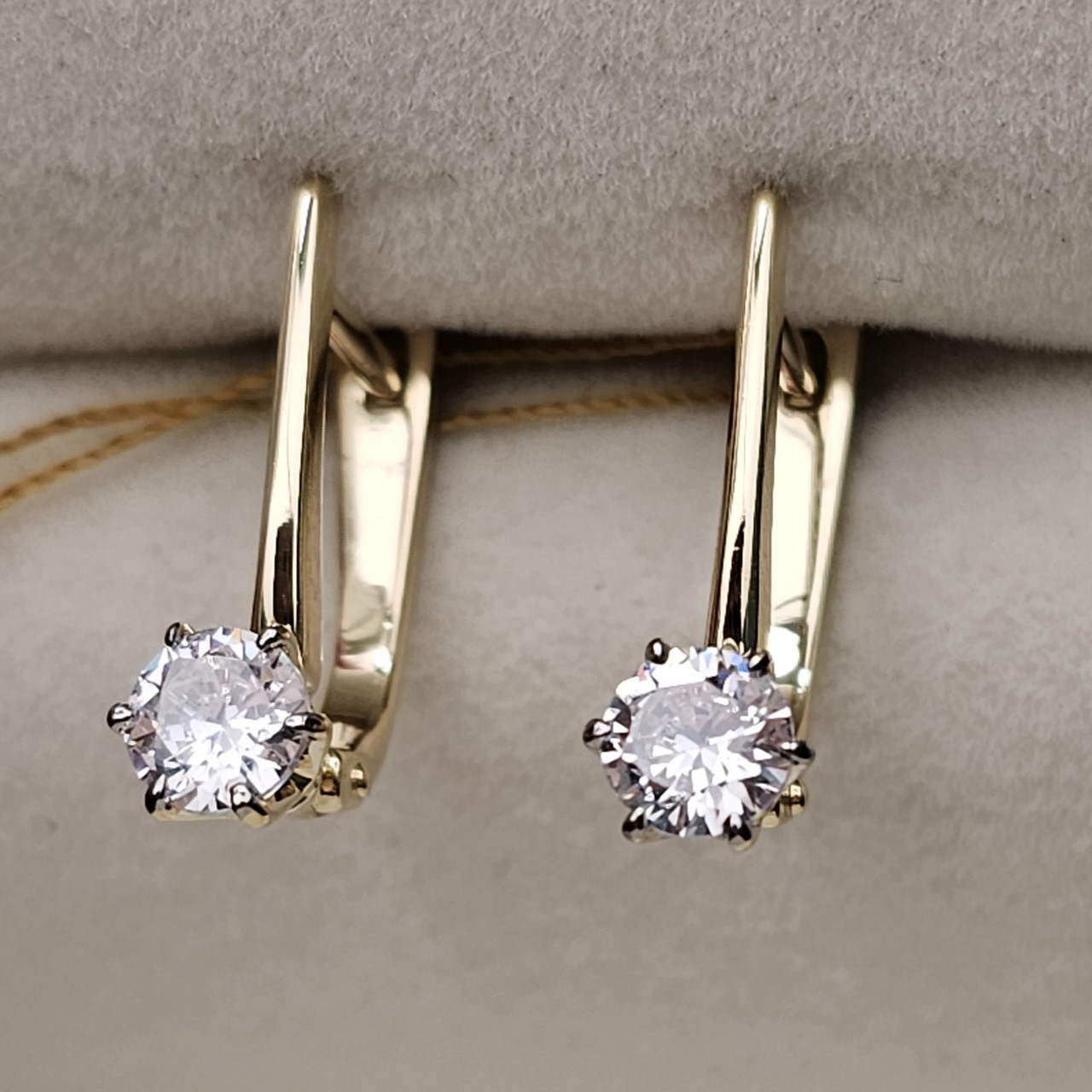 Серт GIA Золотые серьги с бриллиантами 0,61Ct 2.5 гр, 585 проба