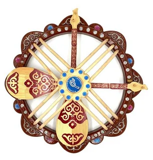 Мас балапан бұталардың арасында синады