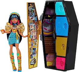 Кукла Monster High и модный набор, Клео Де Нил с шкафчиком для одежды и 19+ сюрпризов