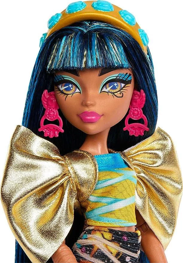 Кукла Monster High и модный набор, Клео Де Нил с шкафчиком для одежды и 19+ сюрпризов