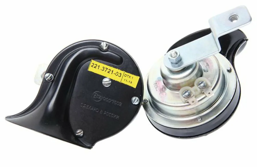 Натали Келлидің жалаңаш суреттері Ресейлік гинеколог қынаптың құрылымын көрсетеді.