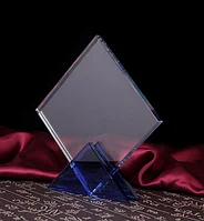 Награды из хрусталя