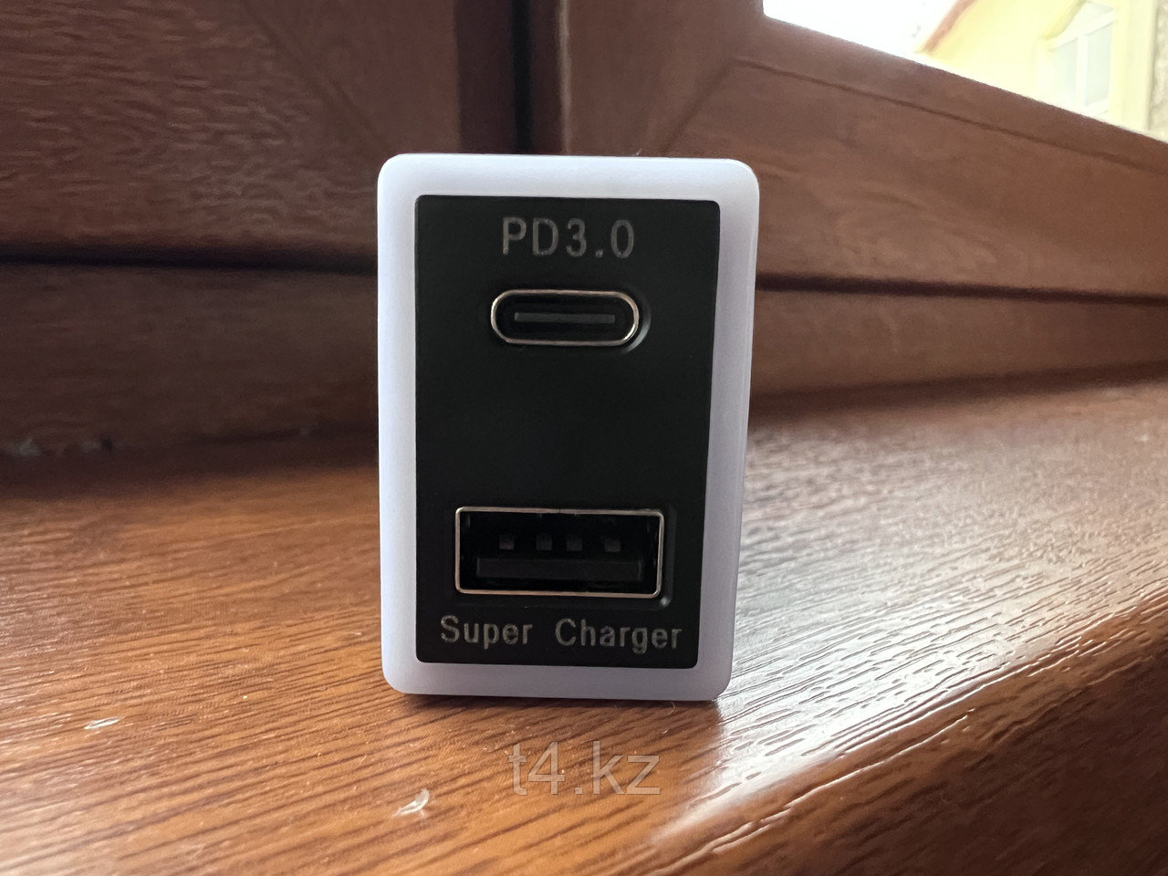 USB port Toyota тип-1 - T4, фото 1