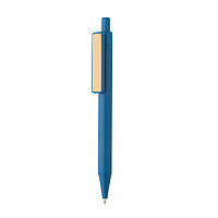 Ручка из переработанного ABS-пластика GRS с бамбуковым клипом, синий; , , высота 14 см., диаметр 1,1 см.,