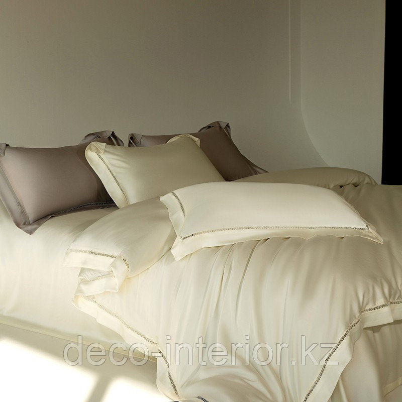 Комплект однотонного постельного белья из тенселя и сатина с вышивкой - фото 3 - id-p110659712