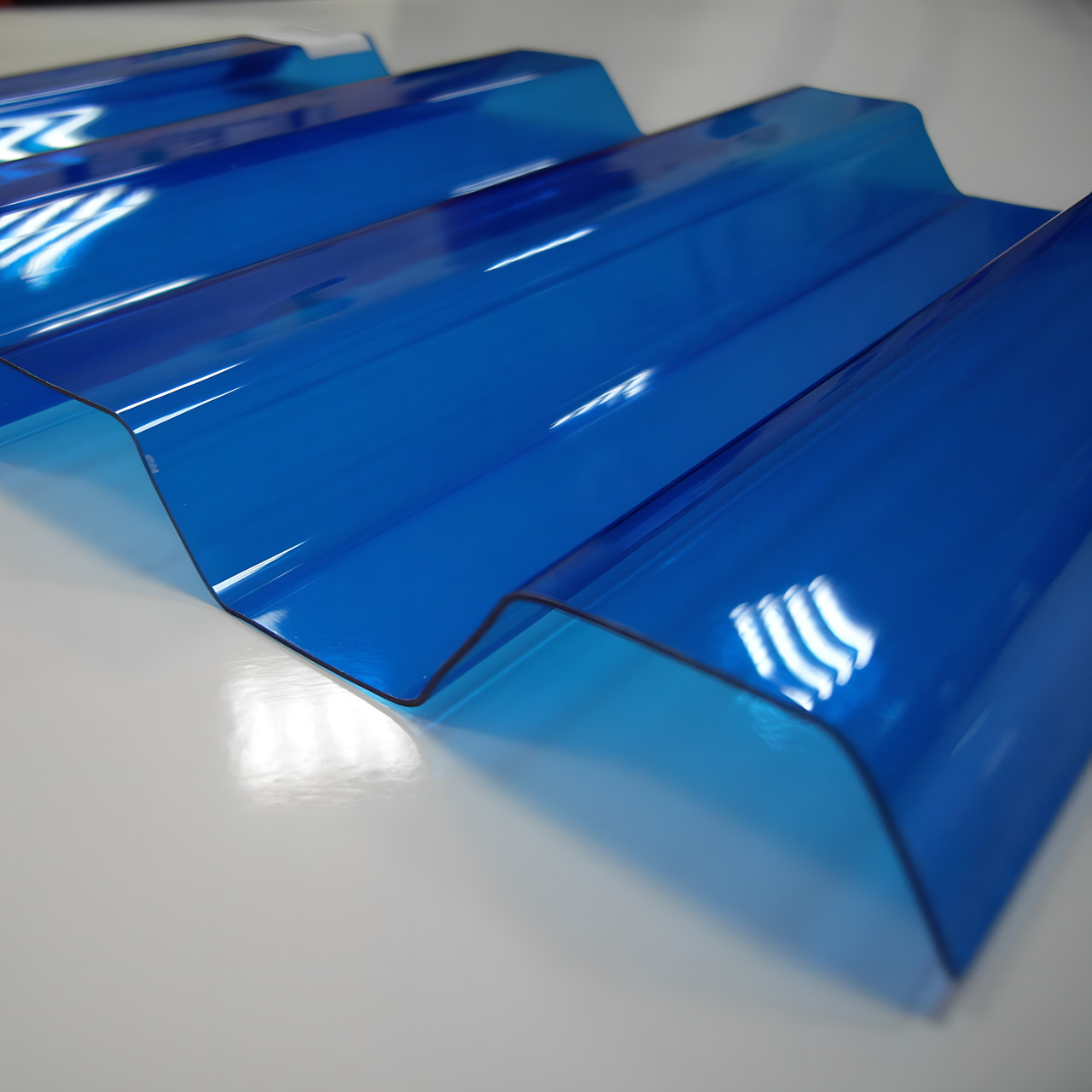 Профилированный поликарбонат (прозрачный шифер) BORREX толщина 1.3 мм, синий - фото 1 - id-p110723342
