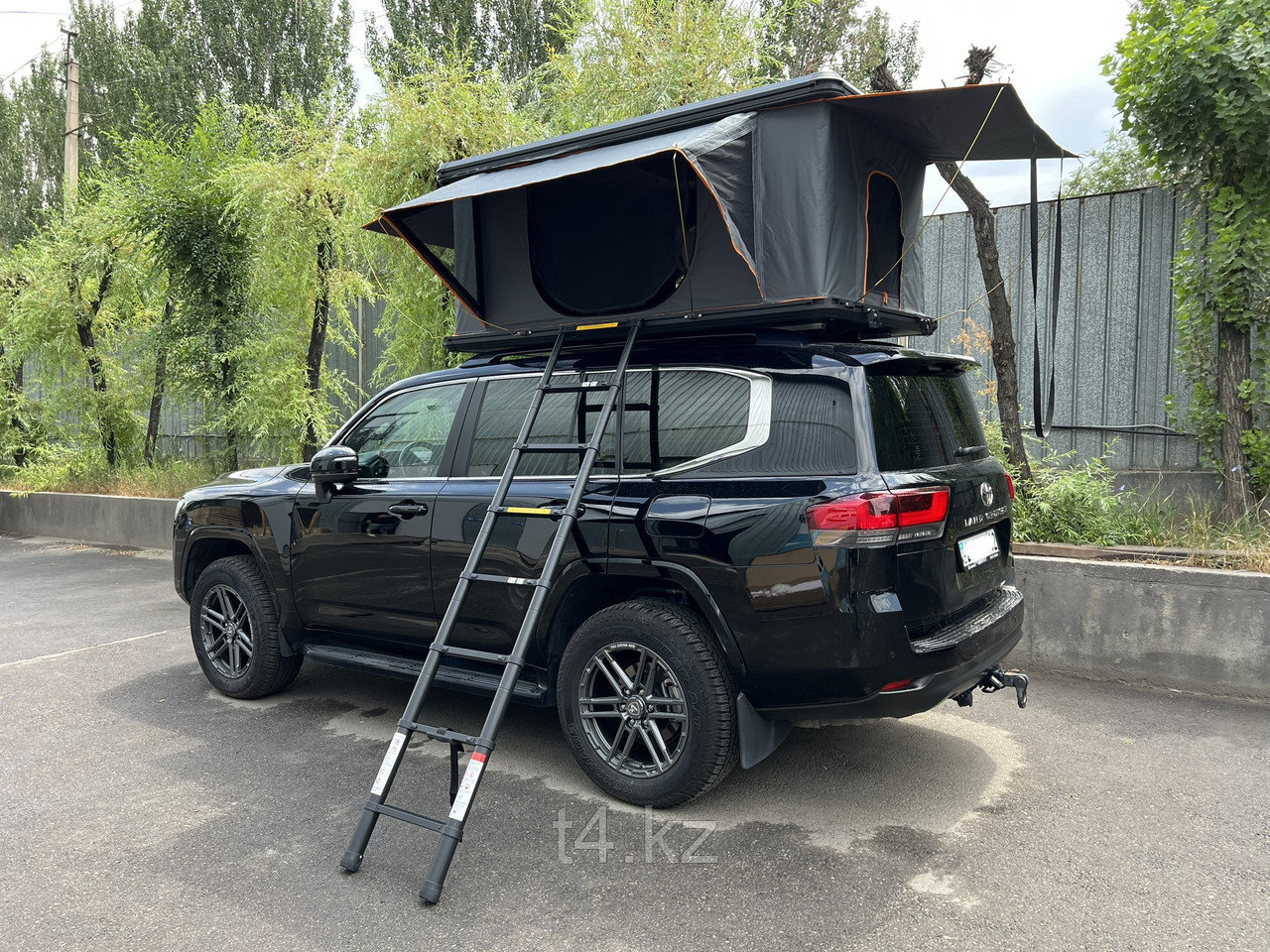 Палатка алюминиевая квадратная на крышу автомобиля 219*137*95 - RIDEPRO 4X4