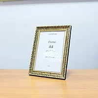 Рамка А4 золотистая
