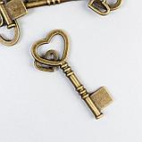 Декор металл для творчества "Ключ с двойным сердцем" под латунь (Е4335) 4х2 см, фото 2
