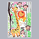 Наклейка пластик интерьерная цветная ростомер "Жираф и мартышки на лиане" 60х90 см, фото 2