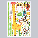 Наклейка пластик интерьерная цветная ростомер "Жираф и мартышки" 60х90 см, фото 2