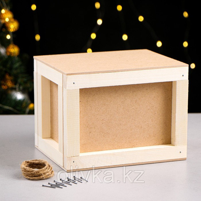 Подарочная коробка "Бандероль" деревянная с гвоздями и веревкой 20×16×15 см - фото 1 - id-p110942145