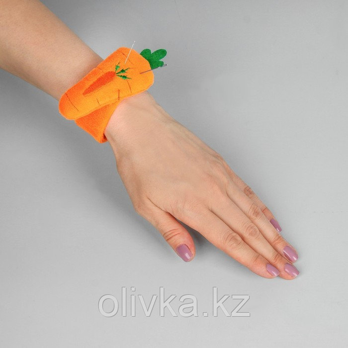 Игольница на браслете «Морковка», 23 × 4,5 см, цвет оранжевый - фото 3 - id-p110916717