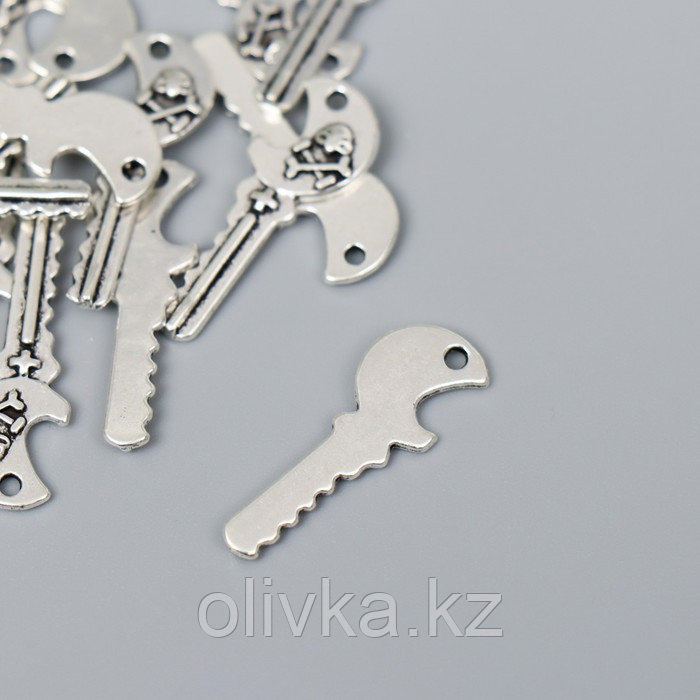 Декор для творчества металл "Ключ Череп с костями" серебро 2537M007 набор 24 шт 2,5х0,9 см - фото 2 - id-p110931650