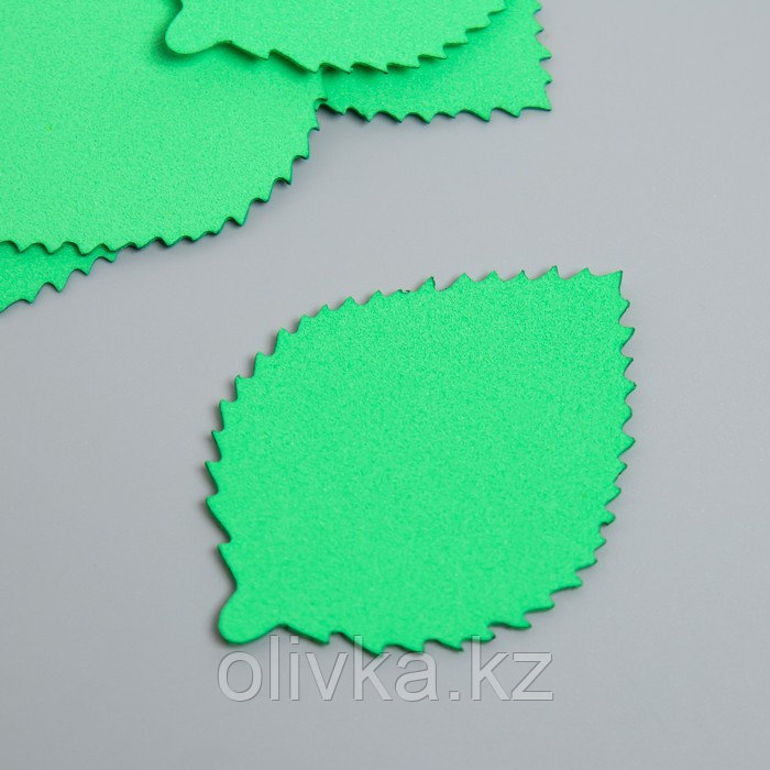 Заготовка из фоамирана "Листья" 7х5 см, толщ. 1мм, набор 10 шт, темно-зеленый - фото 1 - id-p110947299