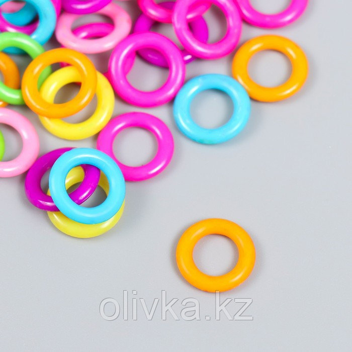 Бусины для творчества пластик "Колечки" цветные набор 50 шт 1,3 см - фото 2 - id-p110916898