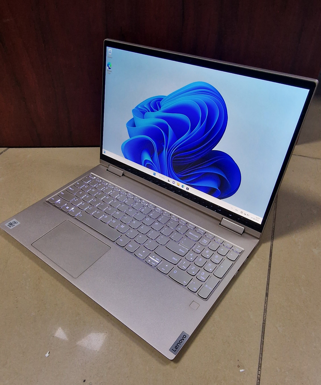 Ноутбук Lenovo Yoga C740-15IML Intel Core i7  12GB  512GB
