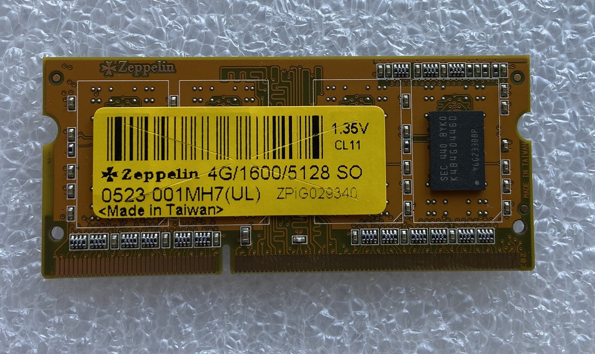 SODIMM 4Gb 1600 1.35V Zeppelin (память для ноутбуков)